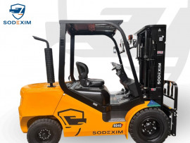 CHARIOT ELEVATEUR 3T